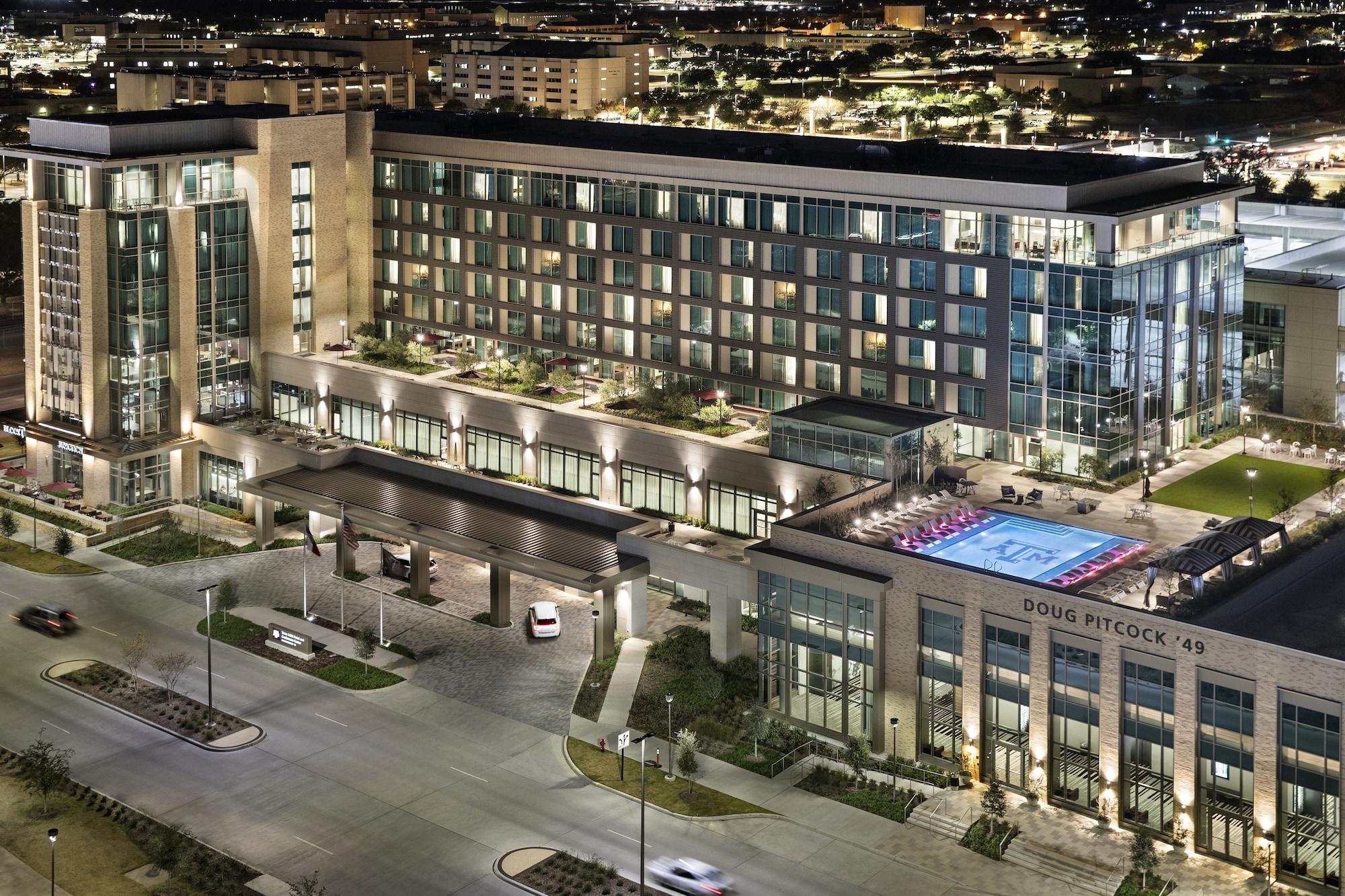 Texas A&M Hotel And Conference Center College Station Exterior photo