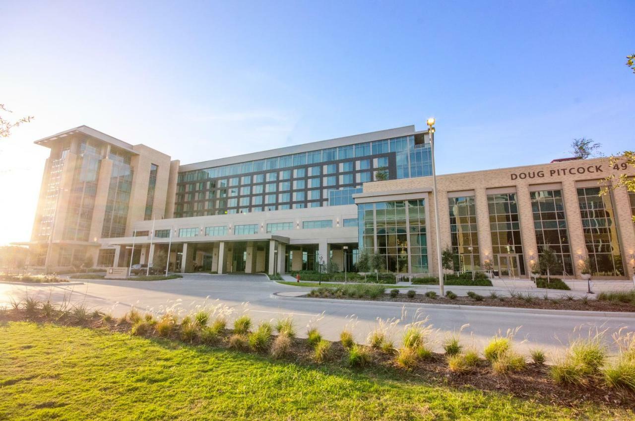 Texas A&M Hotel And Conference Center College Station Exterior photo