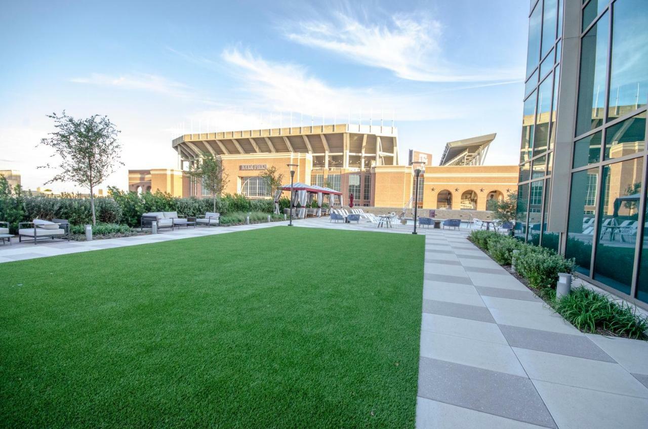 Texas A&M Hotel And Conference Center College Station Exterior photo