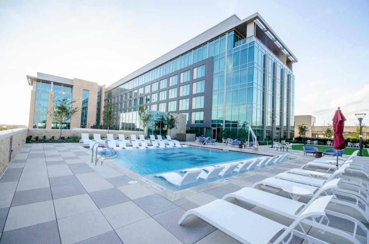 Texas A&M Hotel And Conference Center College Station Exterior photo